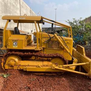 Trator de esteiras D4E Caterpillar