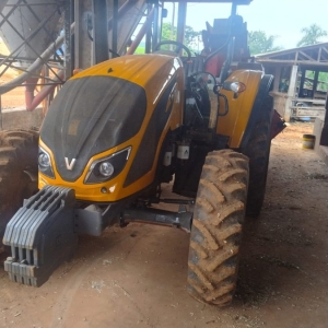 Trator Valtra A74s