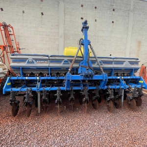 Plantadeira New Holland / Semeato.