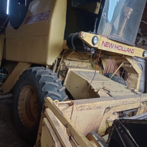 Colheitadeira New Holland 4040