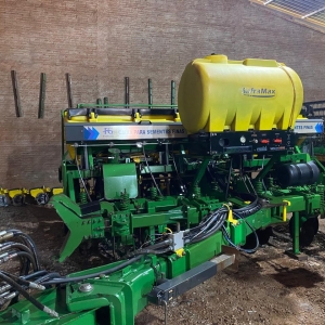Plantadeira John Deere Tandem 18x45