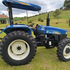 Trator New Holland TT 3840