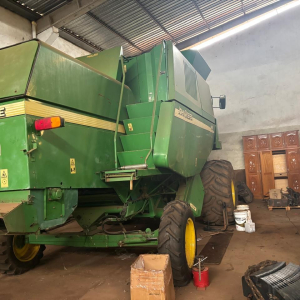 Colheitadeira John Deere 1450