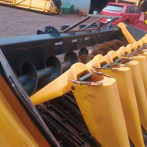 Plataforma de milho New Holland 10x45