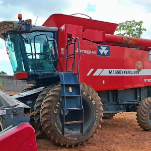 Colheitadeira Massey Ferguson 9790