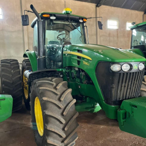 Trator John Deere 7230J 