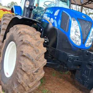Trator New Holland T7