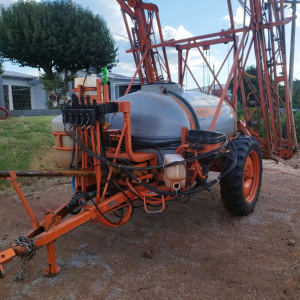 Pulverizador Jacto Columbia