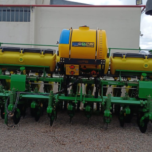 Plantadeira John Deere 1113