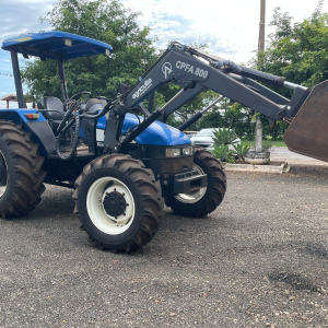 Trator New Holland TL 75 Turbo