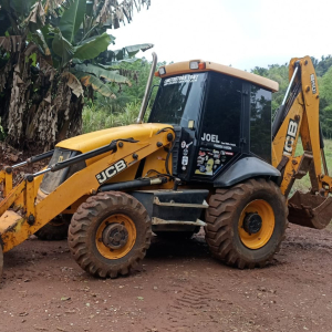 Retroescavadeira JCB