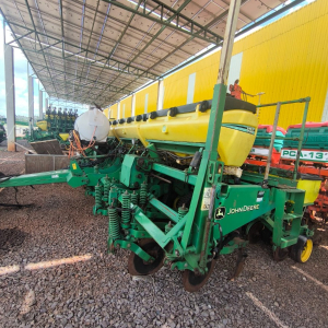 Plantadeira John Deere 1113