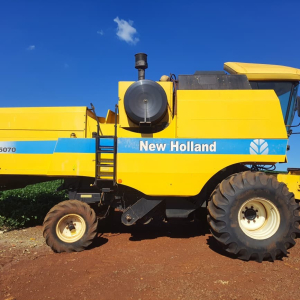 Colheitadeira New Holland Tc 5070