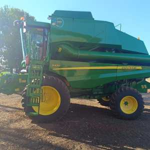 Colheitadeira John Deere S430