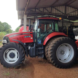 Trator Case Farmall 110a