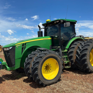 Trator John Deere 8295R