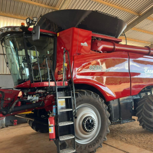 Colheitadeira Case 8250