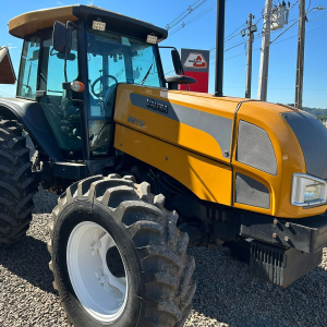 Trator Valtra BM 110